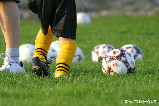 弗格森批评B费，建议卡里克调整首发阵容